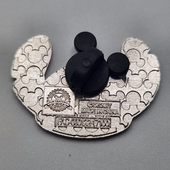Disney Trading Pin Stitch Emoji Blitz  Laughing‎ 2017 Disney Pin Trading - Picture 2 of 3